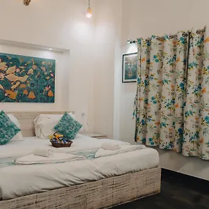 Safarnama - A Boutique Nocleg ze śniadaniem