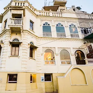 3* Hotel Palace On Ganges - Heritage
