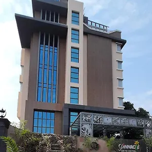 The Pinnacle Sarnath Otel